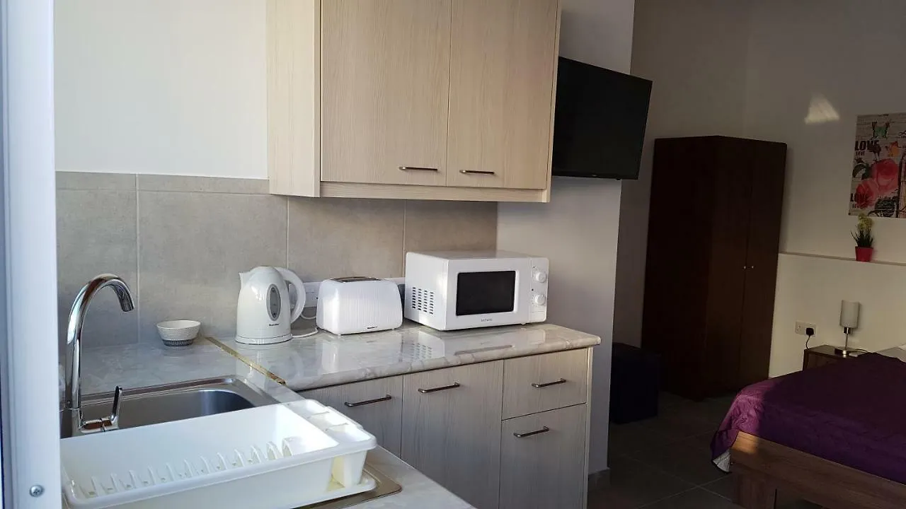 Zorbas No 2 Apartment Larnaca Cyprus